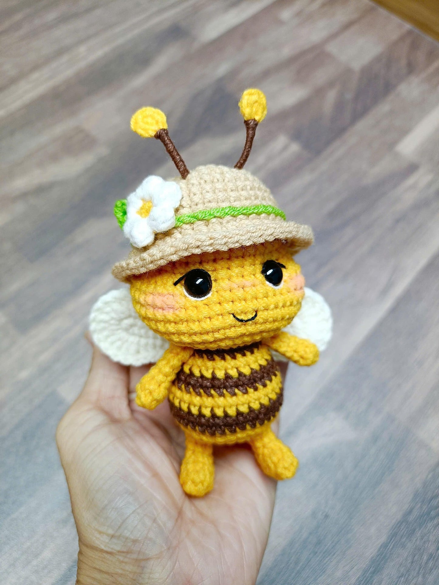 Bee Crochet Pattern: Amigurumi Keychain (US Terms) (PDF Download)